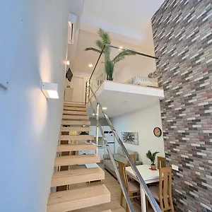 Apartamento Duplex Huelin Ii &, Málaga